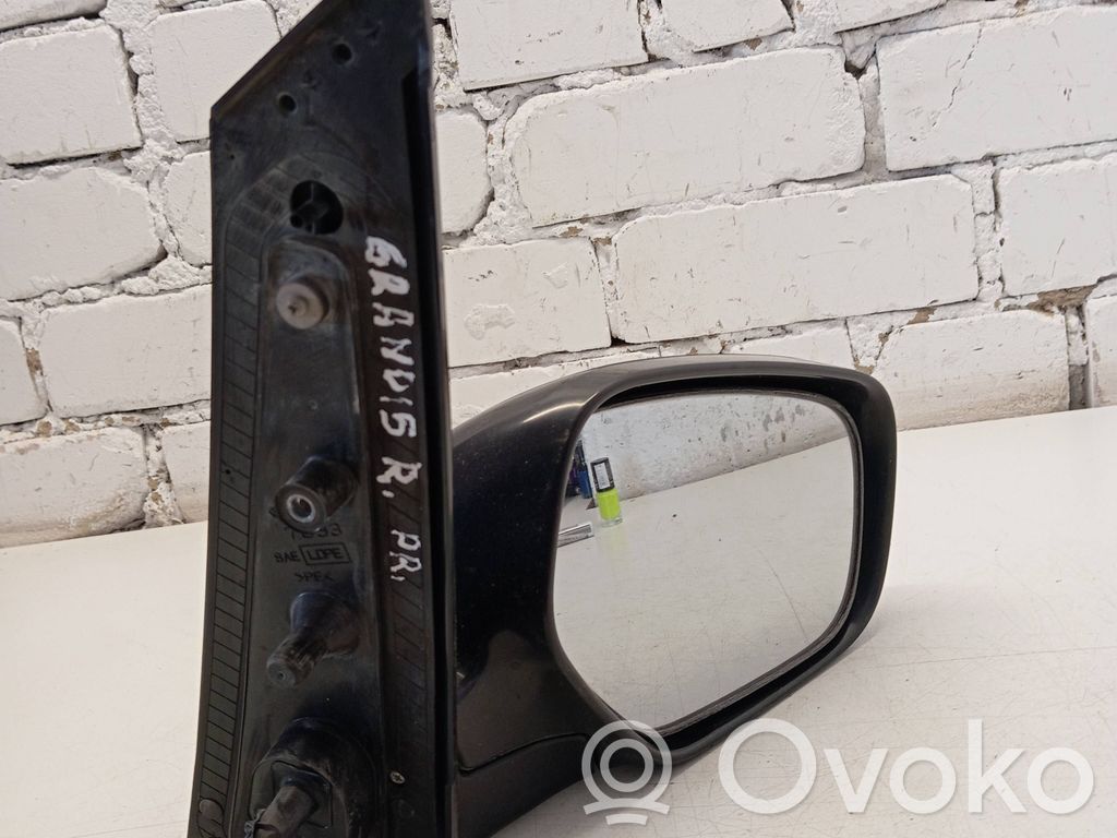 Mitsubishi Grandis Front door electric wing mirror 