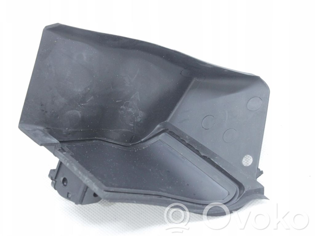 Moldura del limpia   6940856
