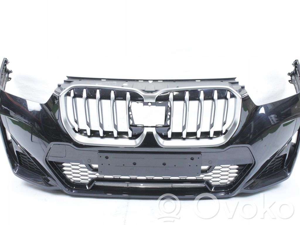 BMW X1 U11 Parachoques delantero 