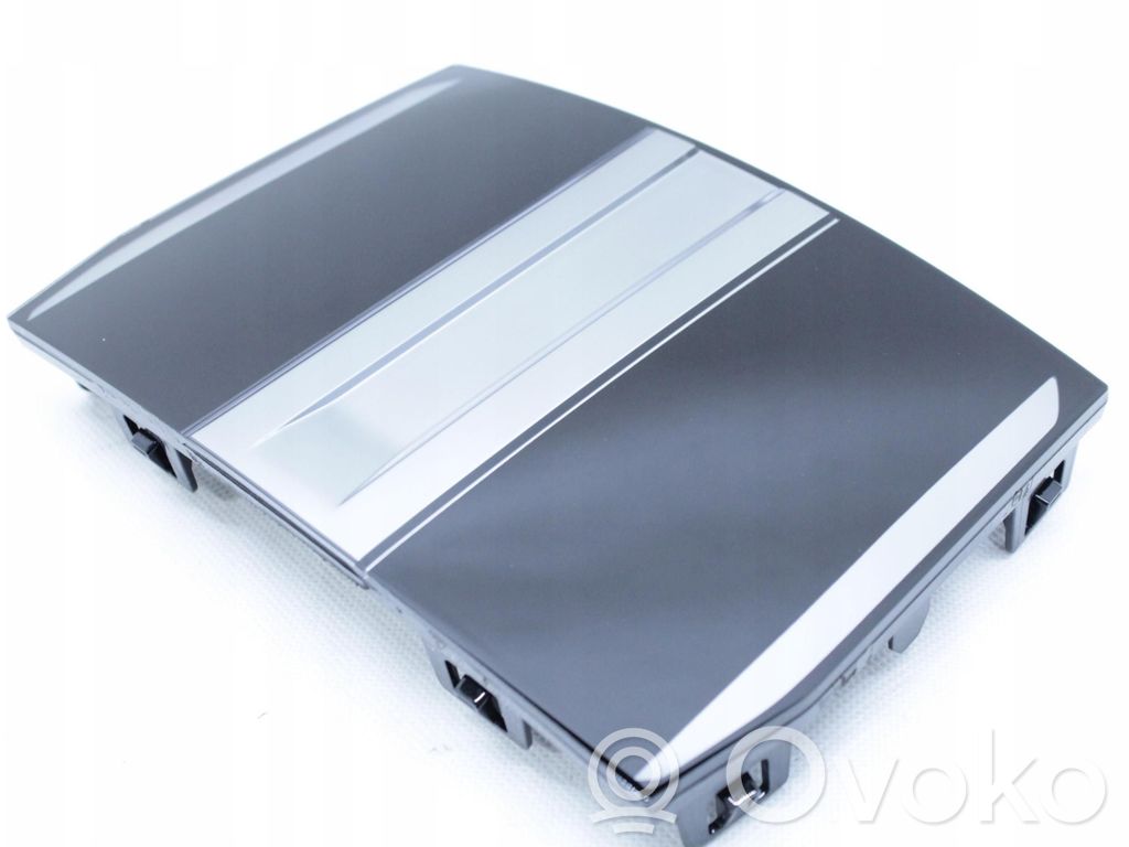 BMW 2 Active Tourer U06 Grilă/ornament senzor radar ACC Distronic 
