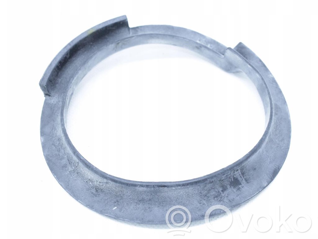 BMW 5 E60 E61 Front coil spring rubber mount 