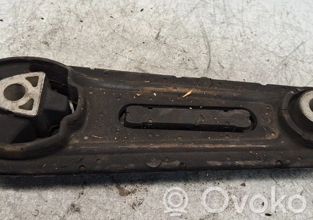 Engine mount vacuum valve   8200014933