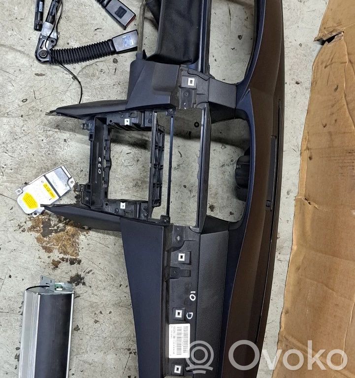 Dashboard   7099705