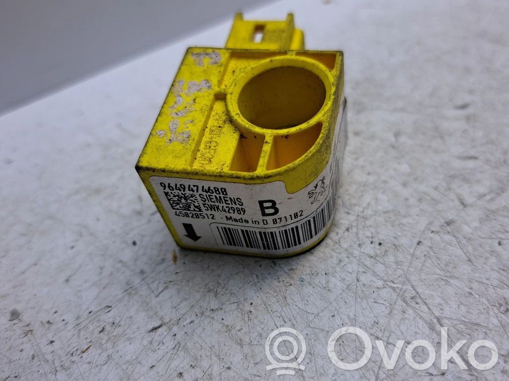 Peugeot 307 Airbagsensor Crashsensor Drucksensor 