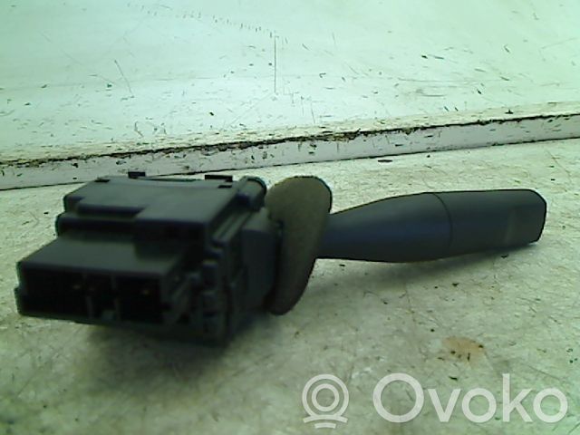 Peugeot 206 Przełącznik / Przycisk kierownicy 