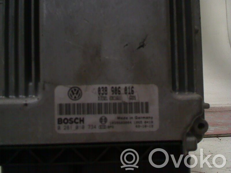 Volkswagen Transporter - Caravelle T5 Sterownik / Moduł ECU 