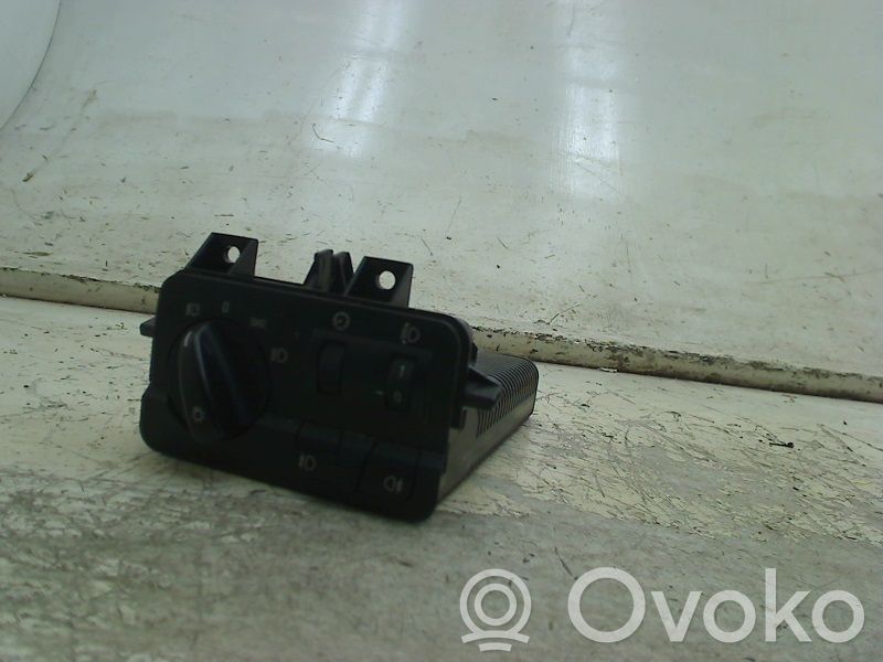 BMW 3 E46 Citu veidu slēdži / pogas / pārslēdzēji 