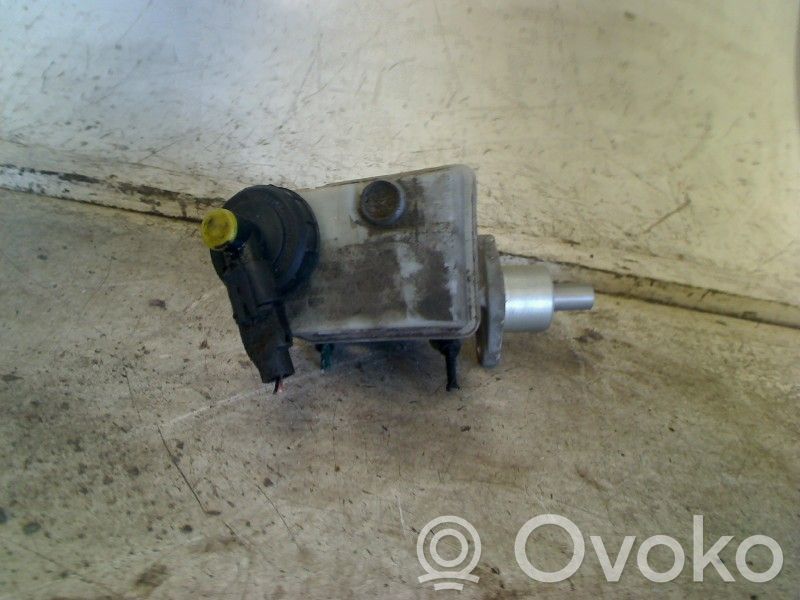 Renault Clio II Cilindro del sistema frenante 