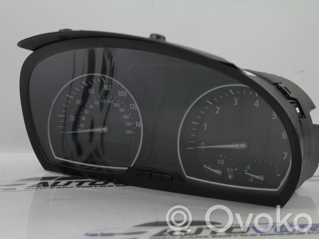 BMW X3 E83 Speedometer (instrument cluster) 