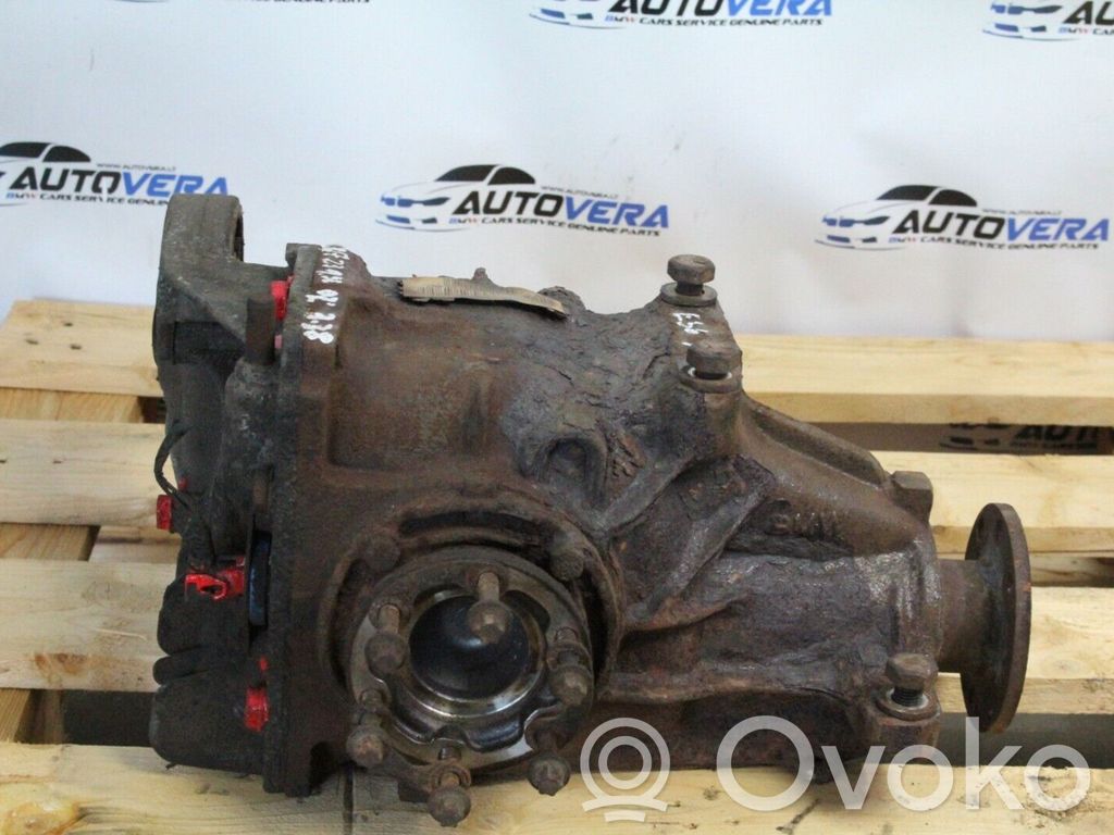 Tylny mechanizm różnicowy   1428412