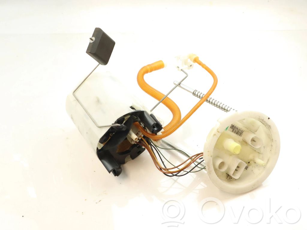 BMW 3 E90 E91 Pompe à carburant 