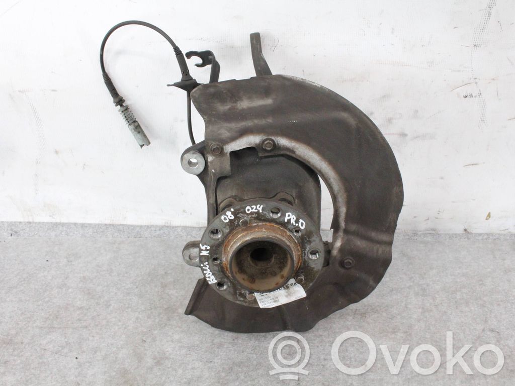 BMW 5 E60 E61 Front wheel hub 