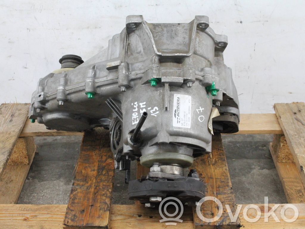 BMW X5M E70 Gearbox transfer box case 