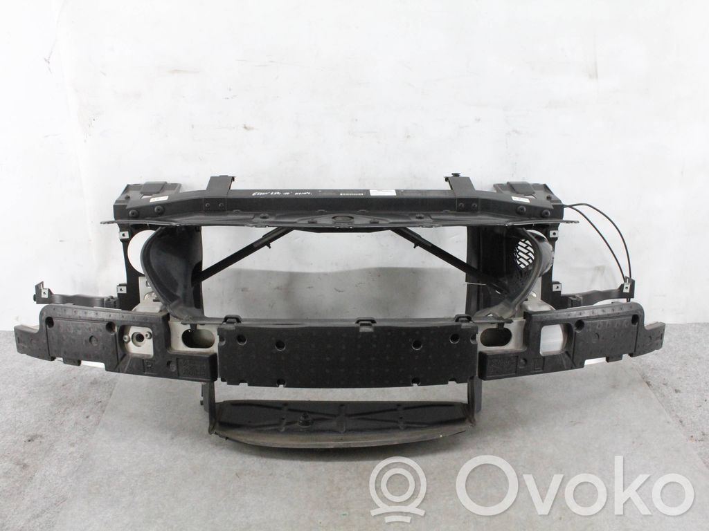 BMW 6 E63 E64 Radiatorių panelė 
