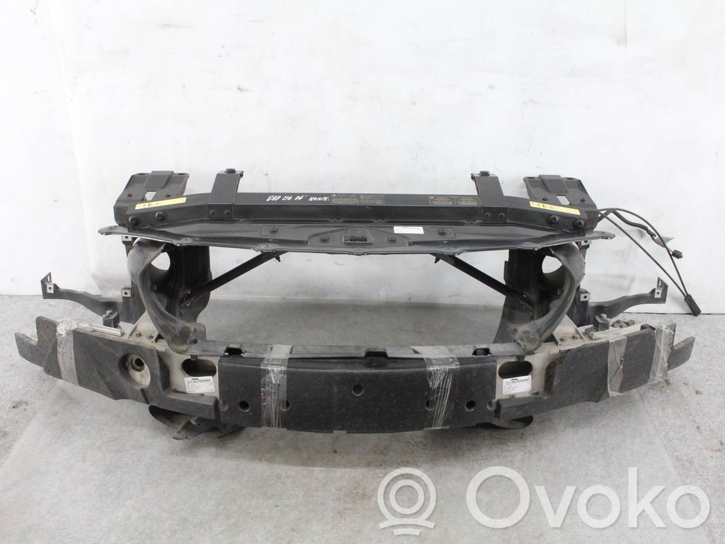 BMW M6 Radiatorių panelė 