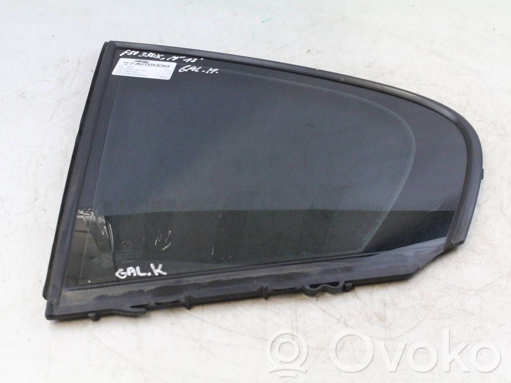 BMW 3 F30 F35 F31 Szyba karoseryjna drzwi tylnych 