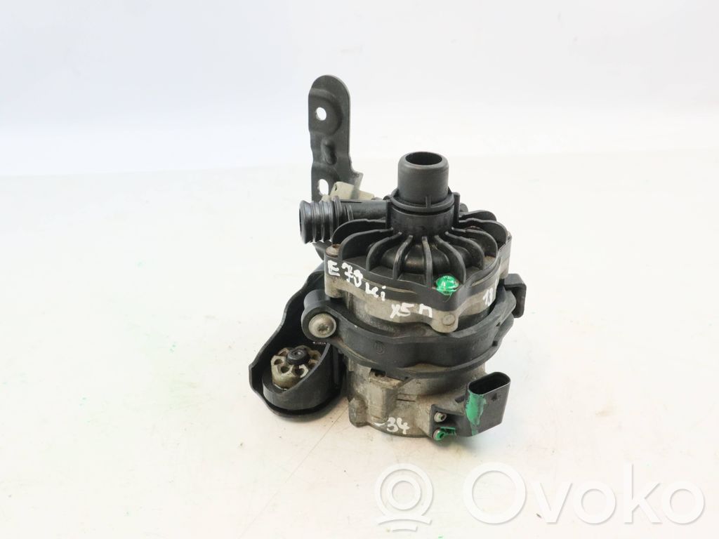 Water pump   7584088,11517584088