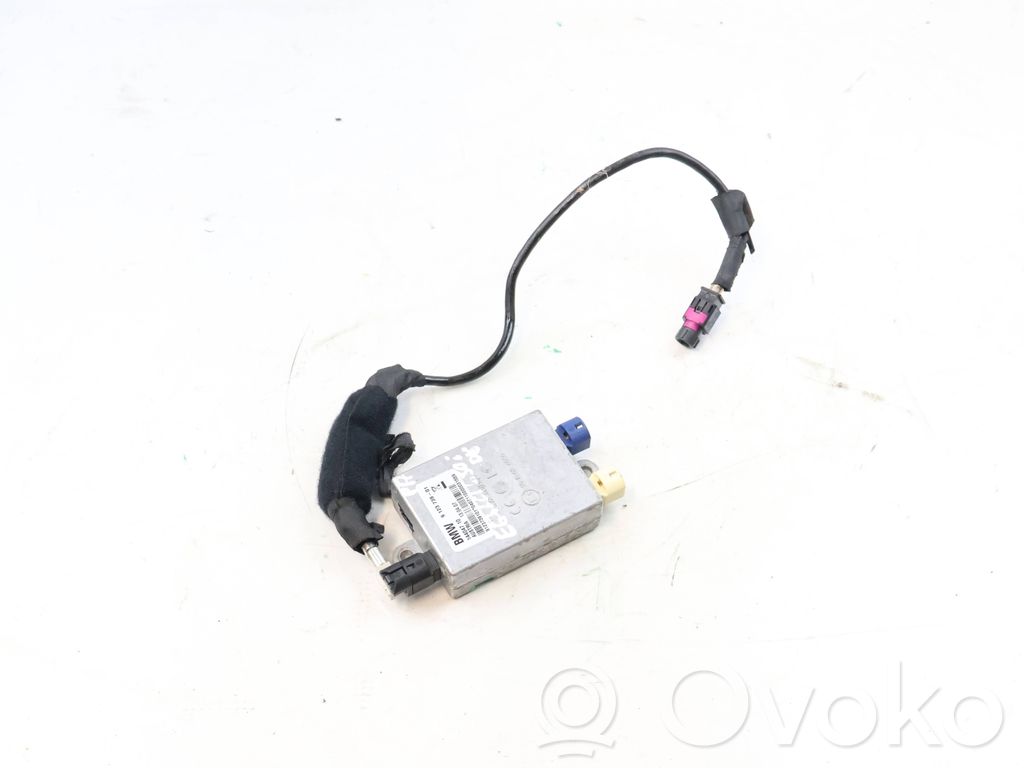 BMW 6 E63 E64 Aerial antenna amplifier 