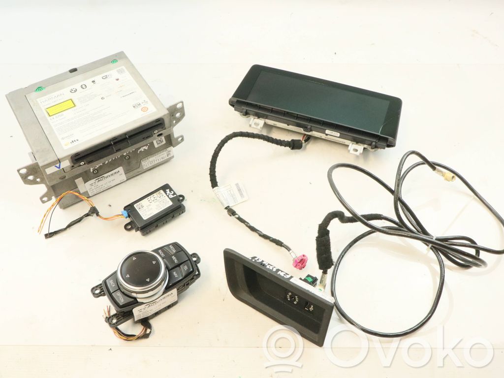 BMW 3 GT F34 Panel / Radioodtwarzacz CD/DVD/GPS 