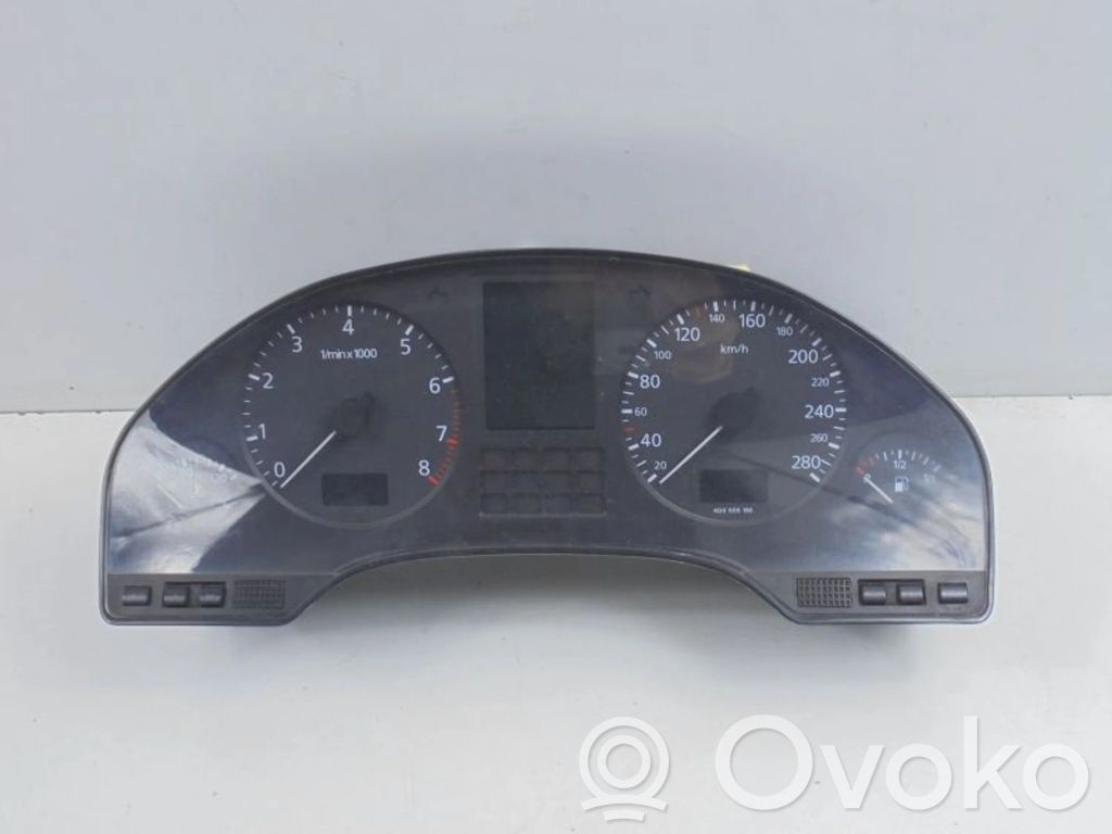 Audi A8 S8 D2 4D Speedometer (instrument cluster) 
