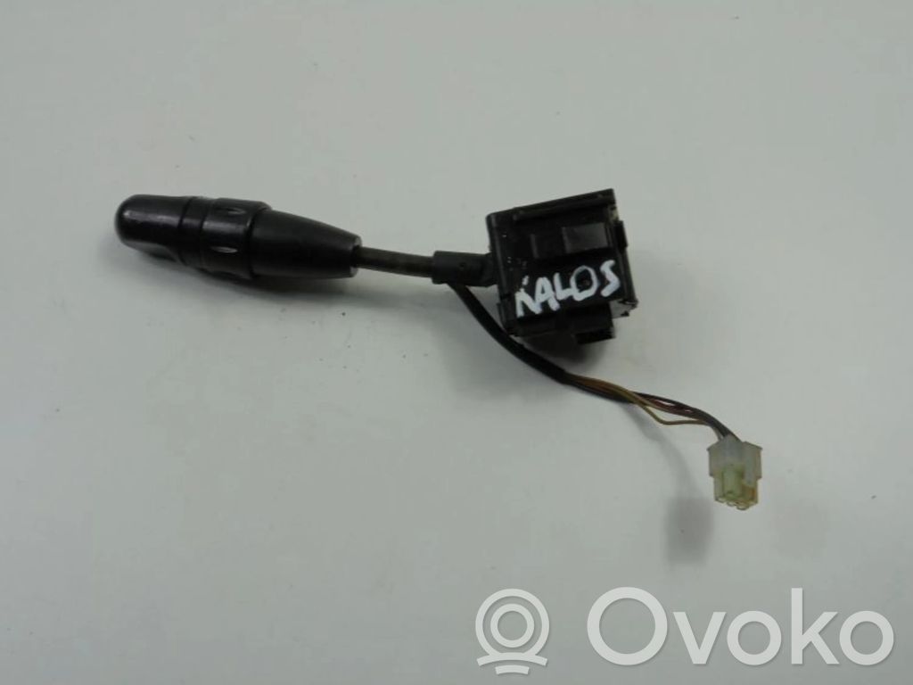 Chevrolet Kalos Wiper turn signal indicator stalk/switch 