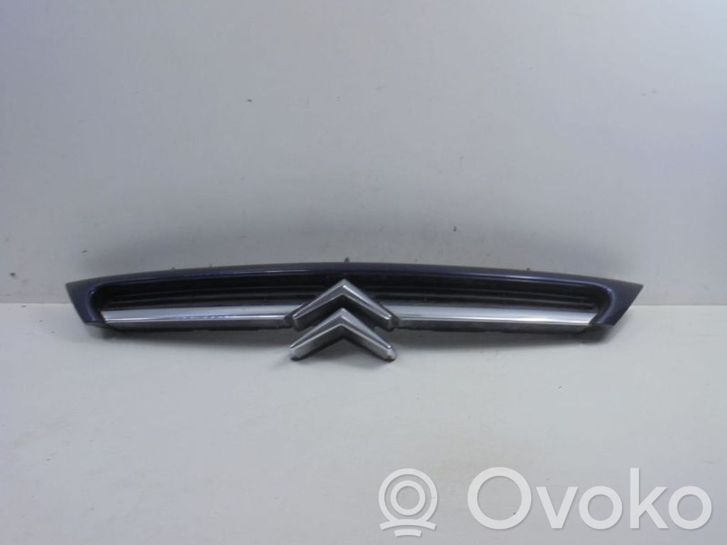 Audi A6 S6 C8 4K Grotelės priekinės 