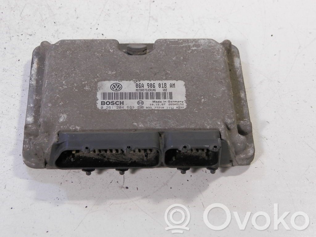 Skoda Octavia Mk1 (1U) Engine control unit/module ECU 