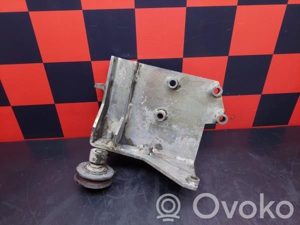 Holder (bracket)   KB106139