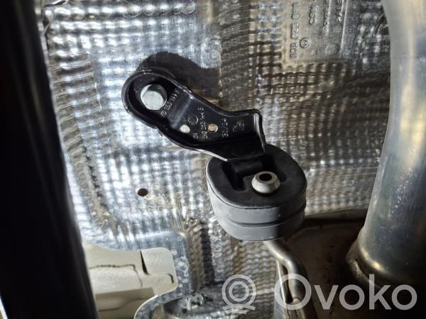 Holder (bracket)   2K0253144B,NOVO0KM