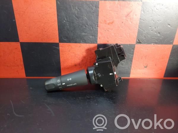 Light switch   MK645548