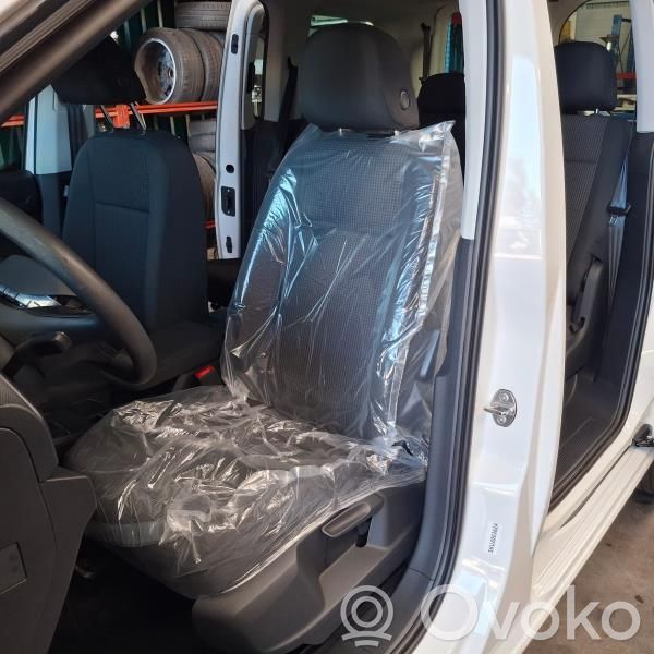 Volkswagen Caddy Sēdekļu komplekts 