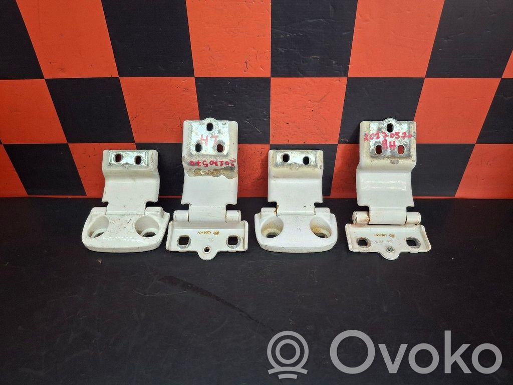 Loading door upper hinge   A048903,SOMENTE,VENDIDO