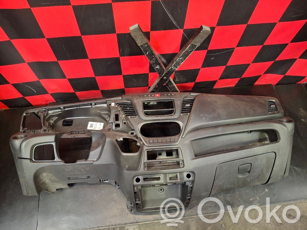 Iveco Daily 5th gen Bord 