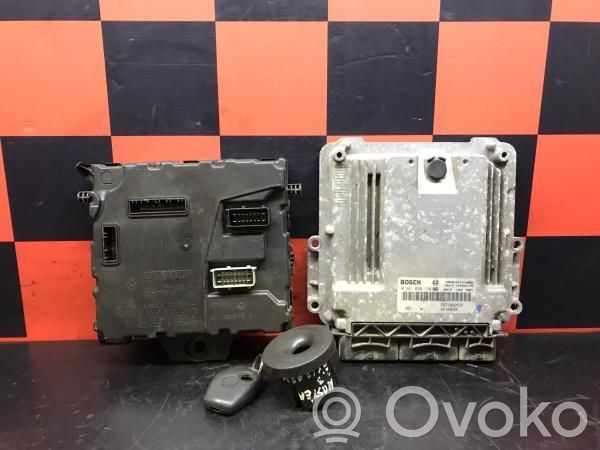 Unidad de control/módulo del motor   237102265R,0281030116BOSCH,237103575R,281133492,284B13827R,8200405701