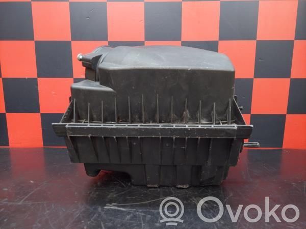 Air filter box   8200751534,8200824914