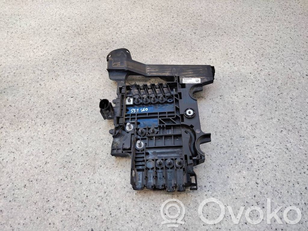 Volvo S60 Fuse module 