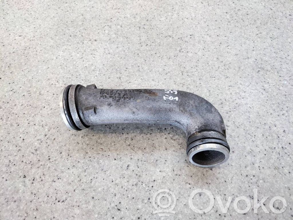 BMW 7 F01 F02 F03 F04 Turboahtimen ilmanoton letku 