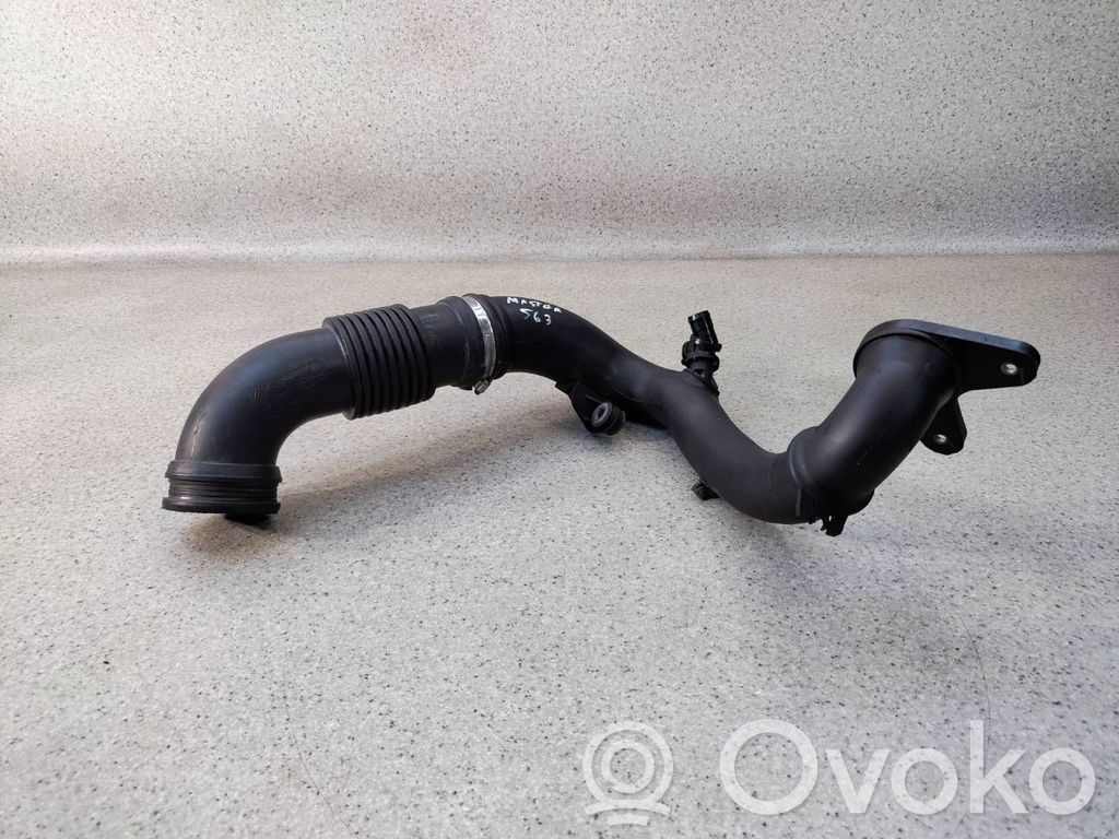Renault Master III Furtun/conductă intercooler 