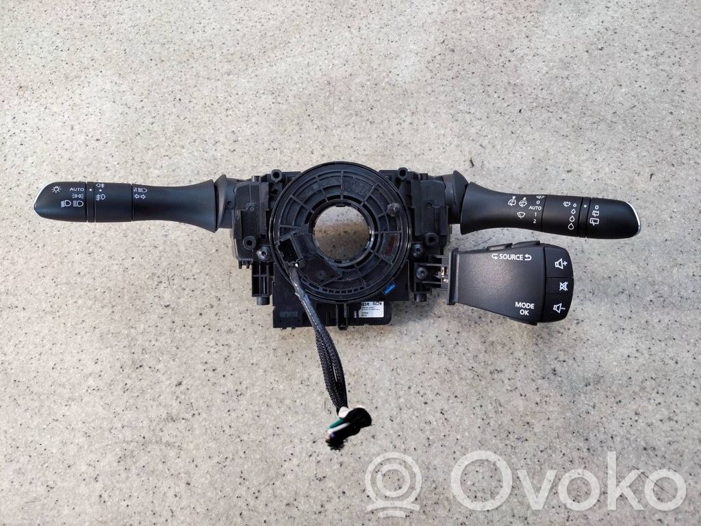 Renault Megane IV Indicator stalk 