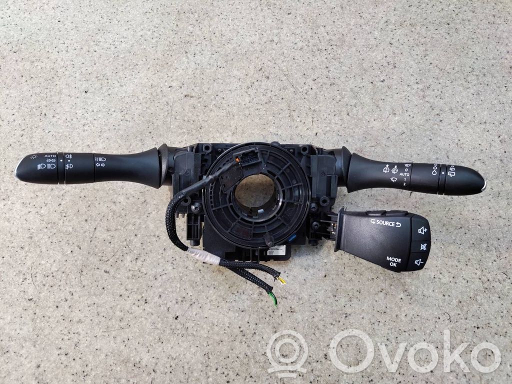 Renault Megane IV Wiper turn signal indicator stalk/switch 