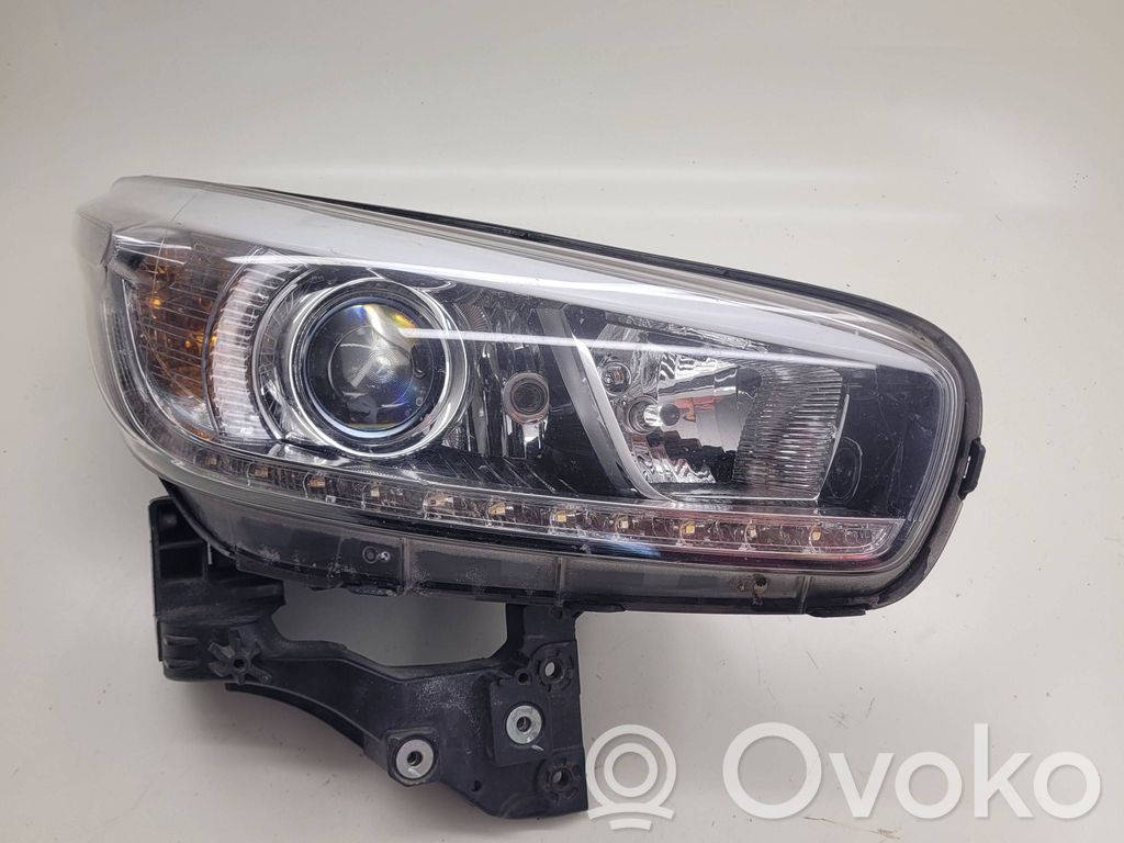 KIA Ceed Headlight/headlamp 