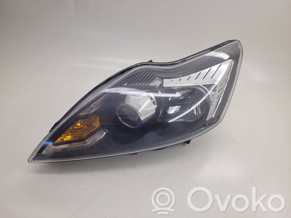 Ford Focus Headlight/headlamp 