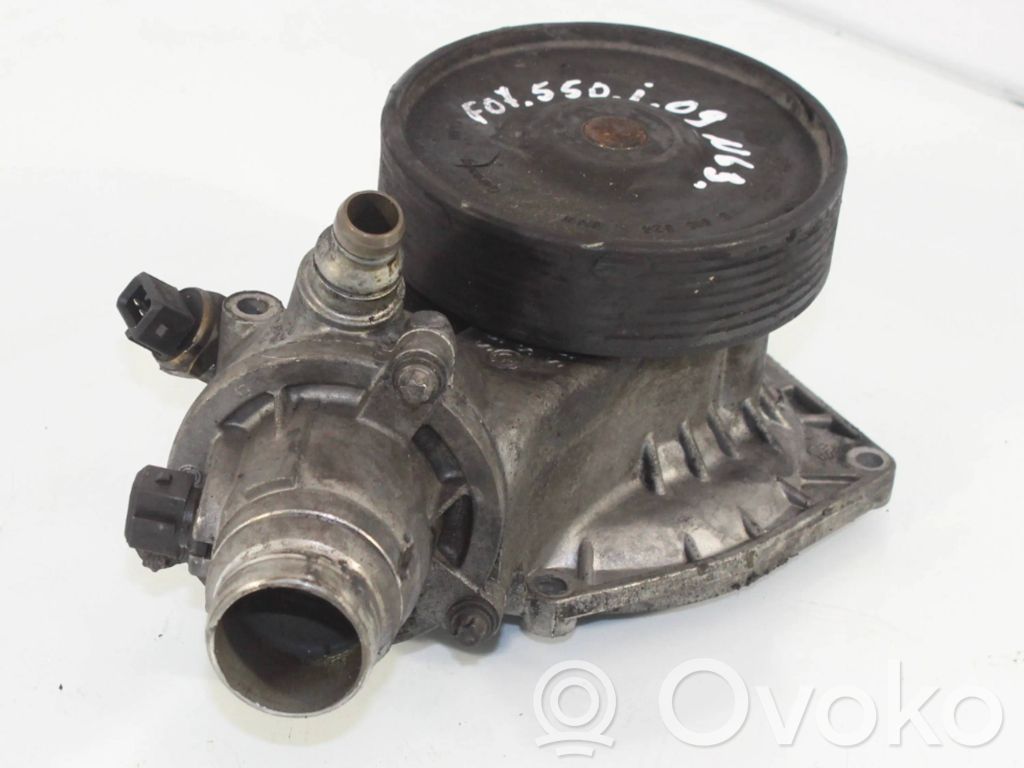 BMW 5 GT F07 Water pump 