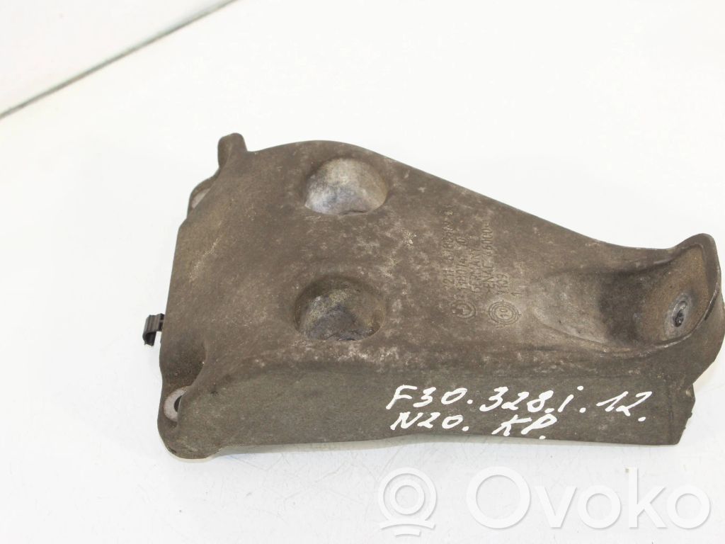 BMW 3 F30 F35 F31 Engine mounting bracket 