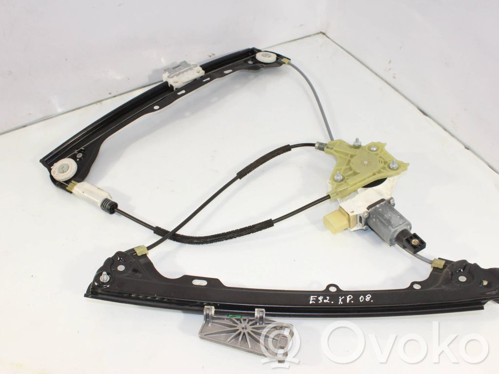 BMW 3 E92 E93 Front door window regulator with motor 