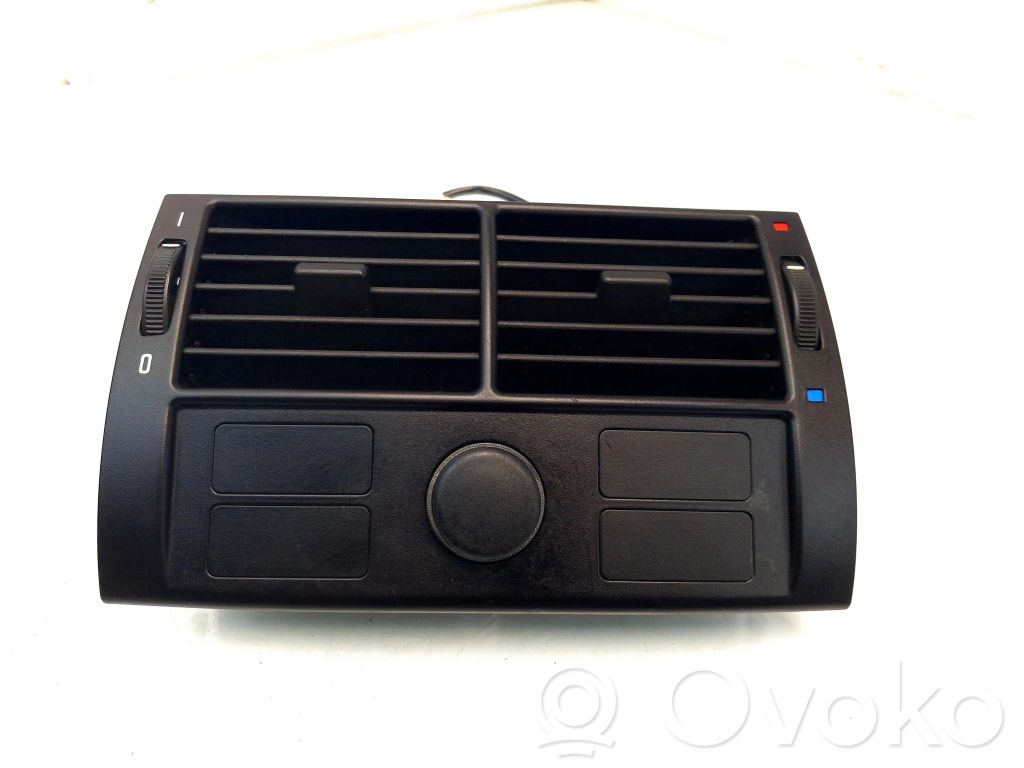 BMW X5 E53 Rejilla de ventilación trasera 