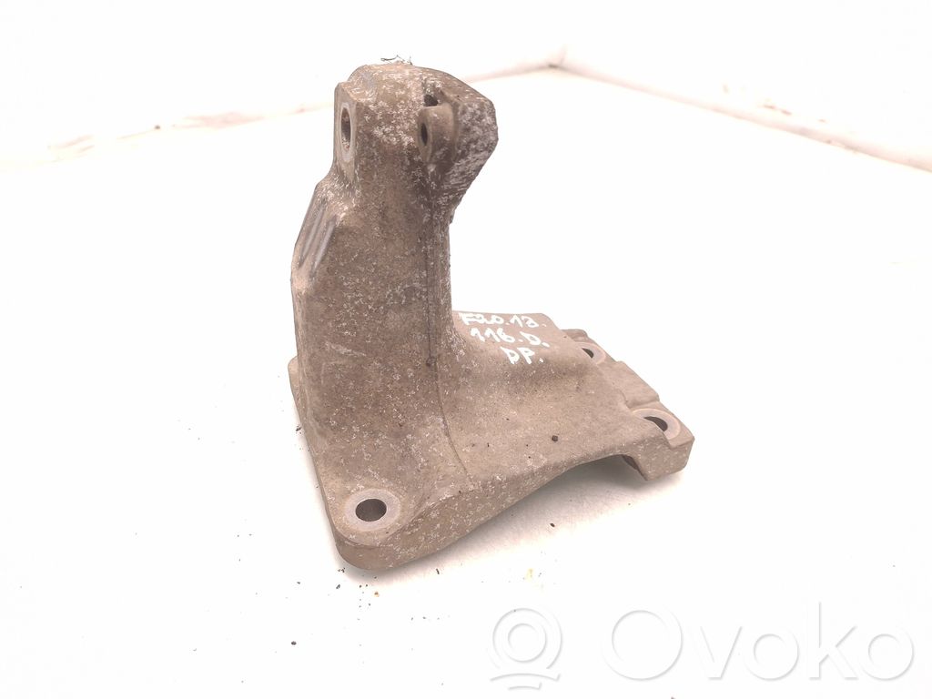 BMW 1 F20 F21 Engine mounting bracket 