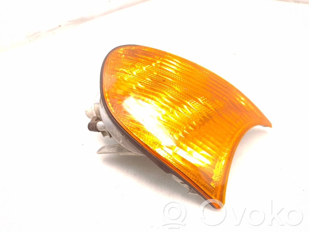 BMW 3 E46 Front indicator light 