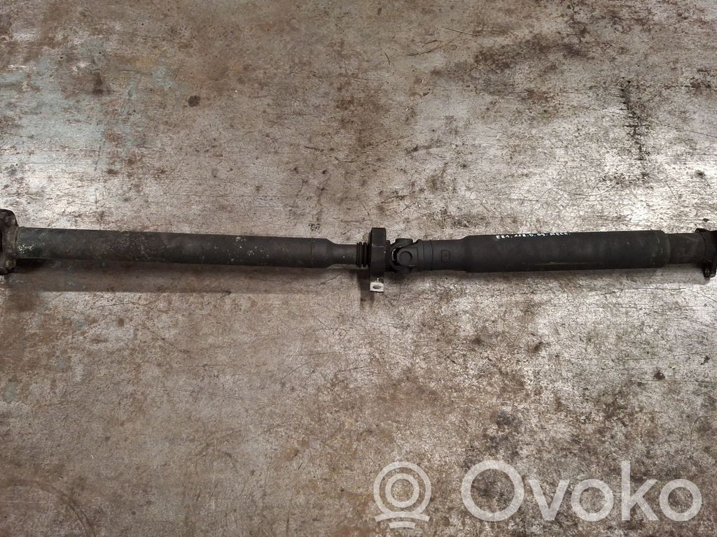 BMW 1 E81 E87 Kardanas komplekte 