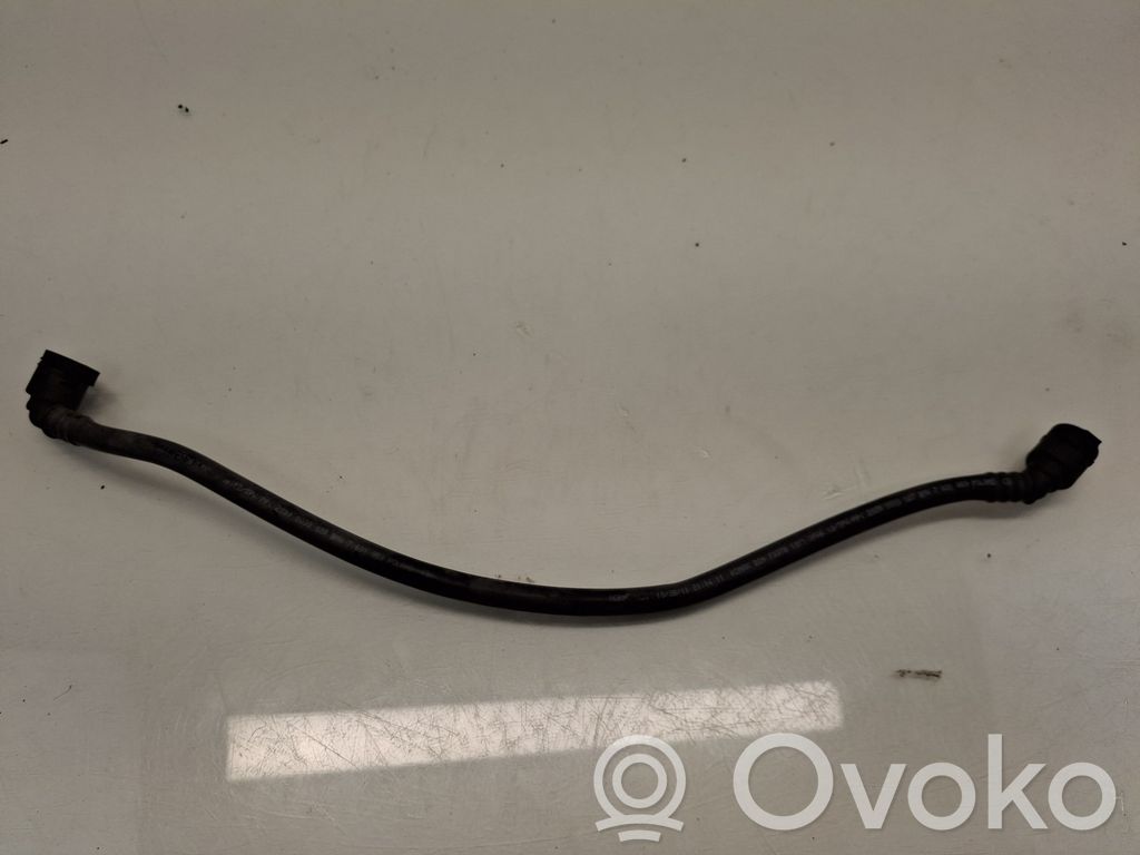 BMW X3 F25 Tubo flessibile del liquido di raffreddamento del motore 